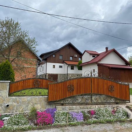 Ethno House Izvor Hotel Vrelo Koreničko Kültér fotó